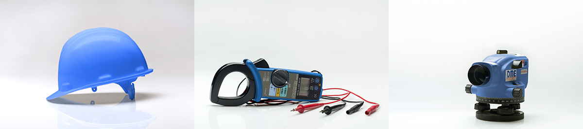 tryptique de trois objets en lien avec la construction